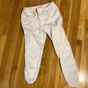 White Jeggings! High rise size 13/31W